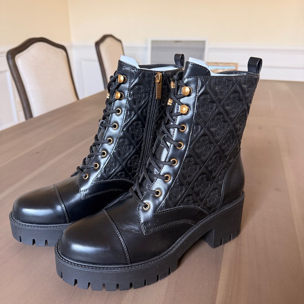 Guess women’s Lace-Up Quilted Boots, new in box